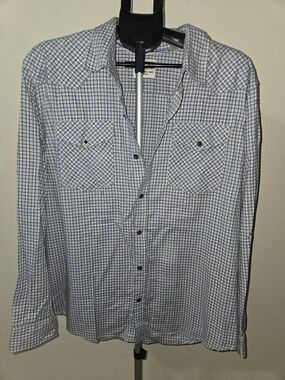 Wrangler Light Blue & White Check Button-Down Shirt